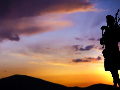 Backgrounds - Bagpiper