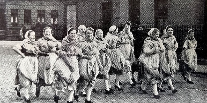 Scottish Ladies in Traditional Dress